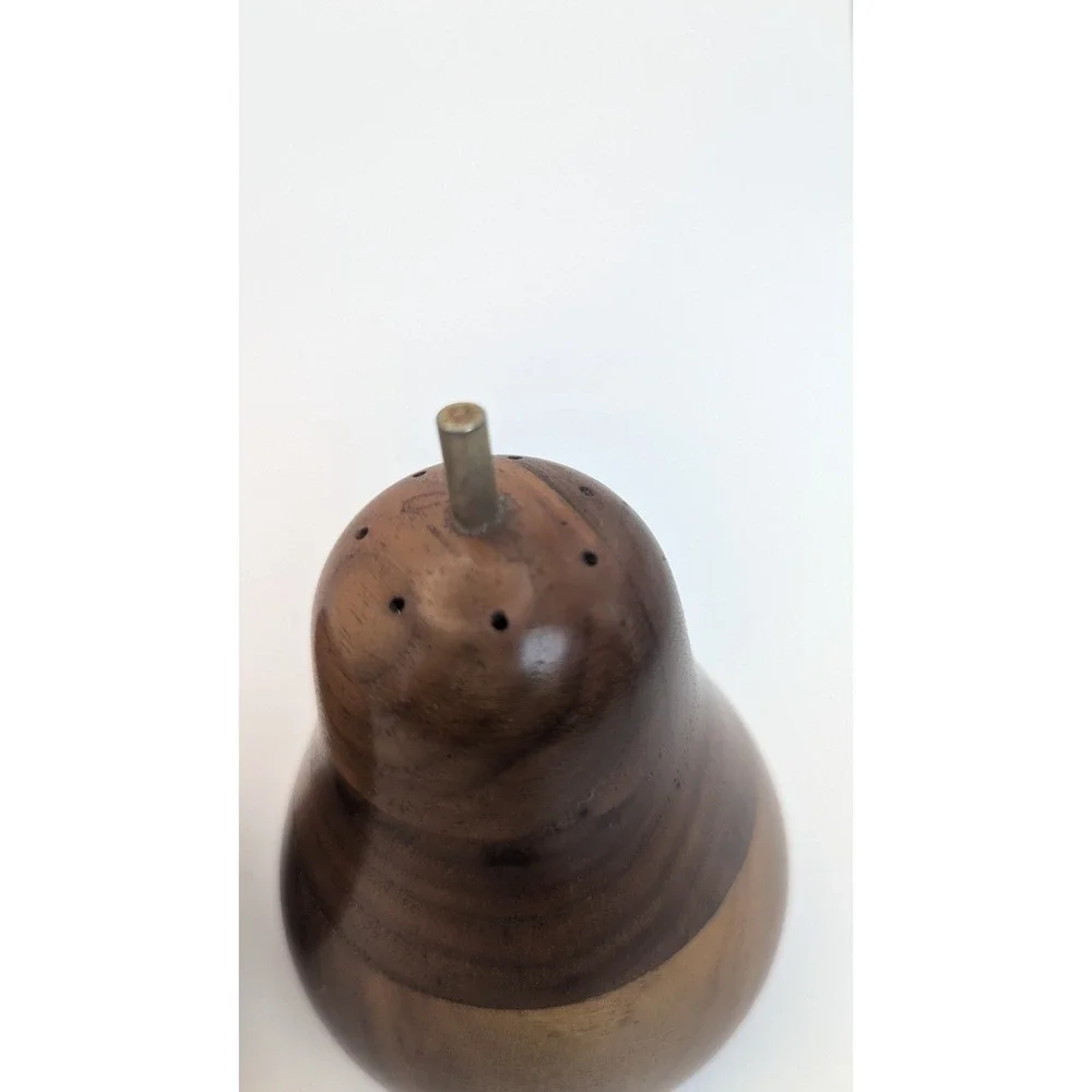 Vintage Wooden Apple Pear Salt Pepper Shakers Set Mid Century Modern Teacher‎